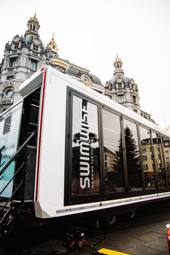 Mobiel zwembad van Swimwise op het sportinnovatiecongres in Antwerpen